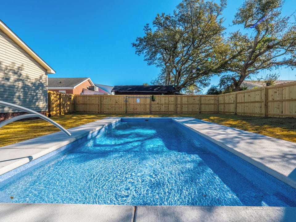 Studio (2 Bedrooms) | Property amenity