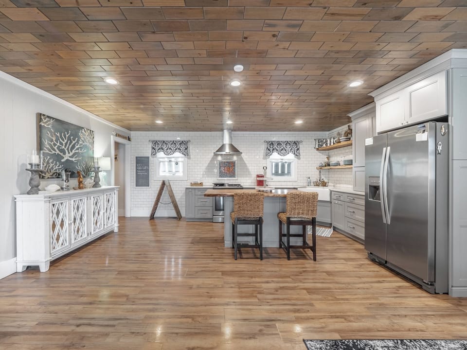 Studio (3 Bedrooms) | Property amenity