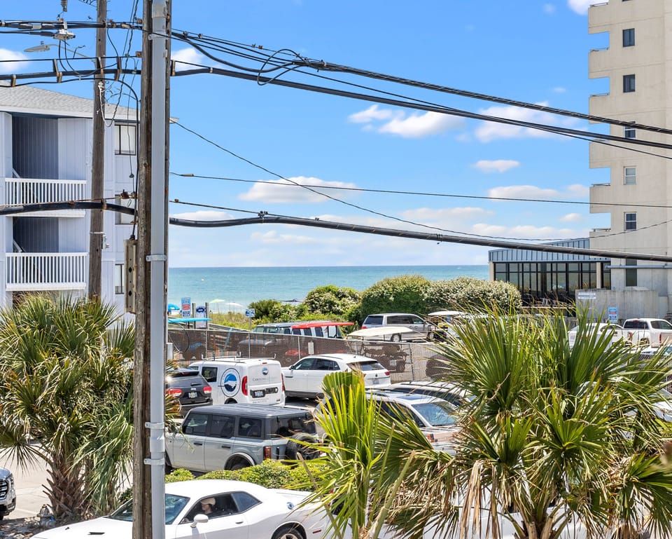 Studio (4 Bedrooms) | Property amenity