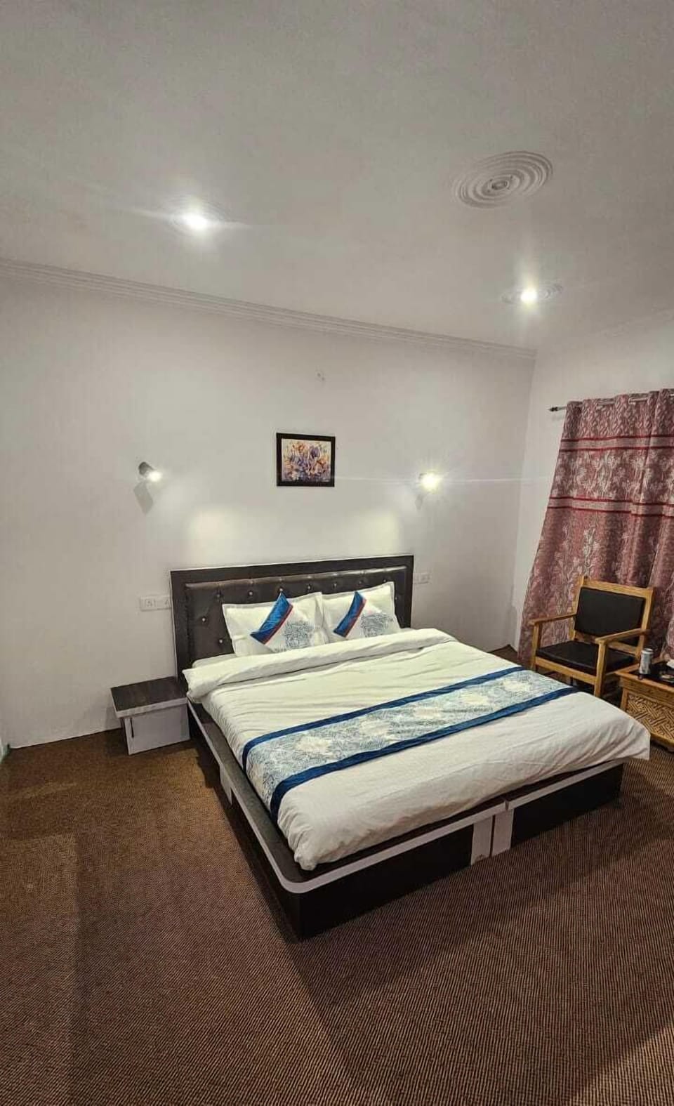 Soundproofing, WiFi (free)