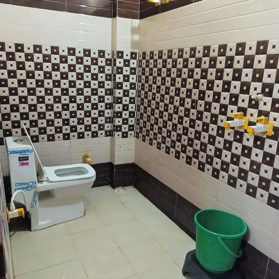 Shower, rainfall showerhead, designer toiletries, slippers