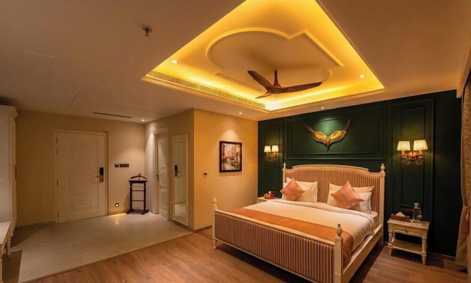 WiFi (free), bed sheets