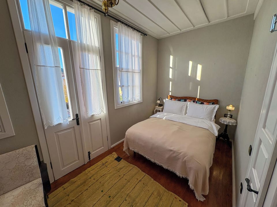 Deluxe Room, Garden View | Free WiFi