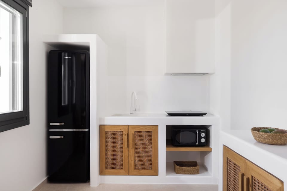Signature Suite, Private Pool | Private kitchen