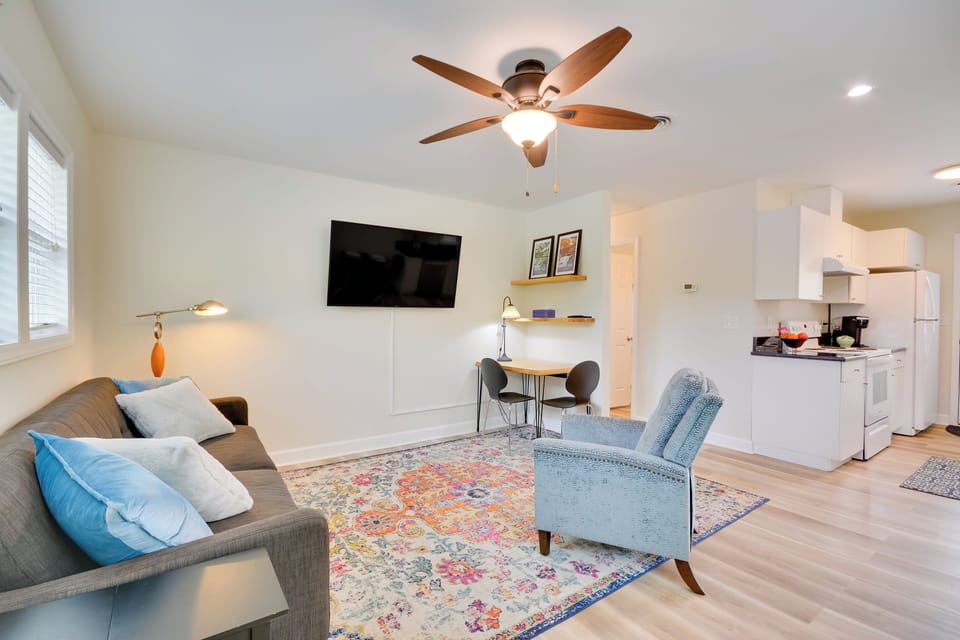 House (2 Bedrooms) | Interior
