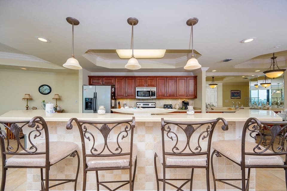 Condo, 3 Bedrooms | Private kitchen | Coffee/tea maker, fridge, oven