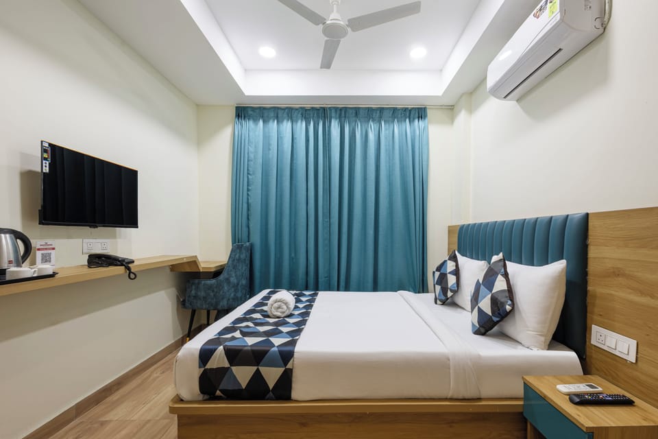 Deluxe Double Room | Premium bedding, memory foam beds, desk, soundproofing