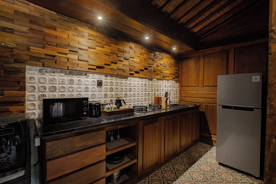 One Bedroom Villa with Private Pool & Kitchen | Private kitchen | Mini-fridge, stovetop, cookware/dishes/utensils