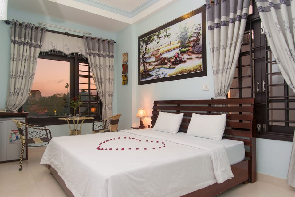 Deluxe Double Room, River View (Double Room ) | Minibar, desk, soundproofing, free WiFi