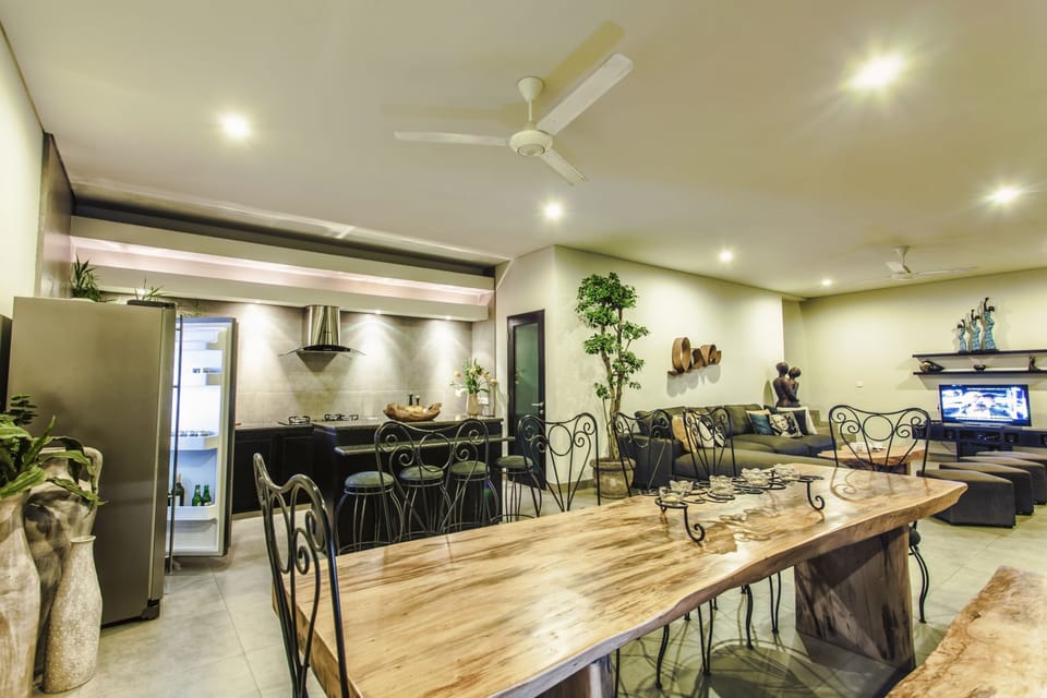 Deluxe Villa, 5 Bedrooms | Private kitchen | Full-size fridge, microwave, stovetop, coffee/tea maker