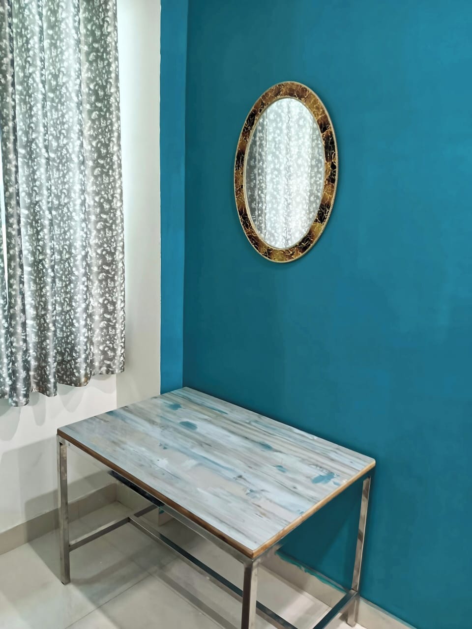 Triple Room, City View | Laptop workspace, soundproofing, WiFi (free)
