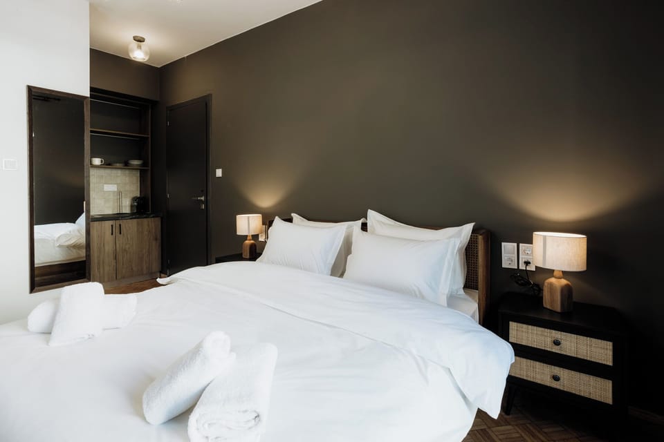 Double Room | Blackout drapes, soundproofing, iron/ironing board, free WiFi