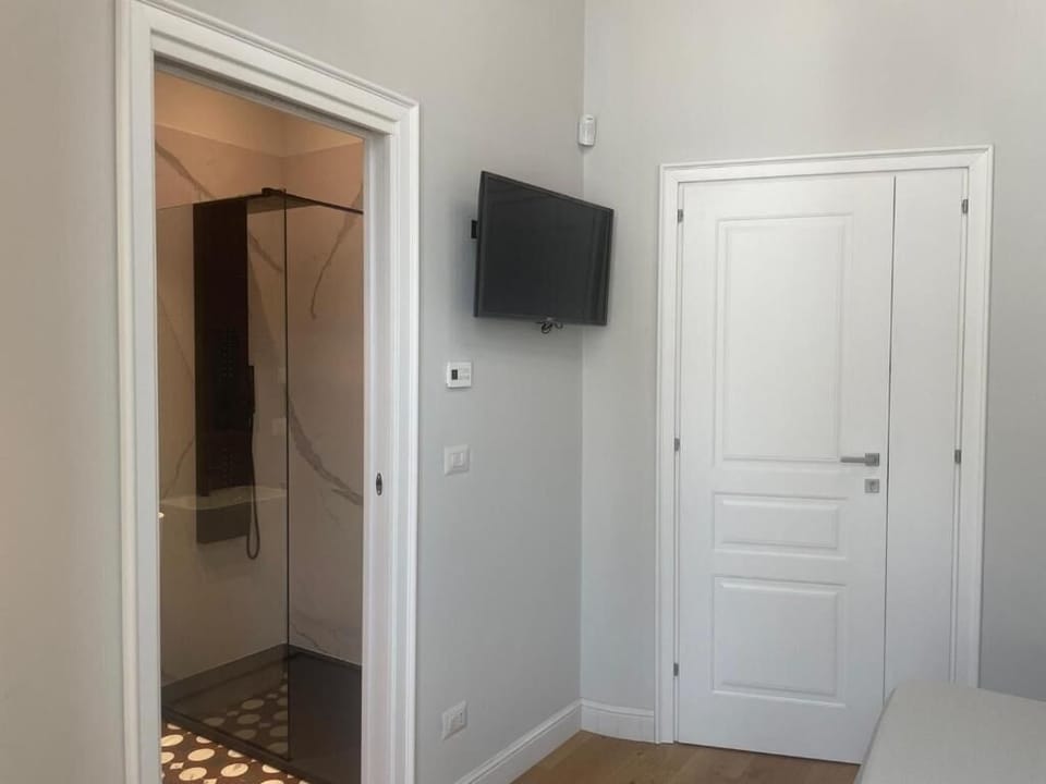 Superior Room | Blackout drapes, WiFi (free)