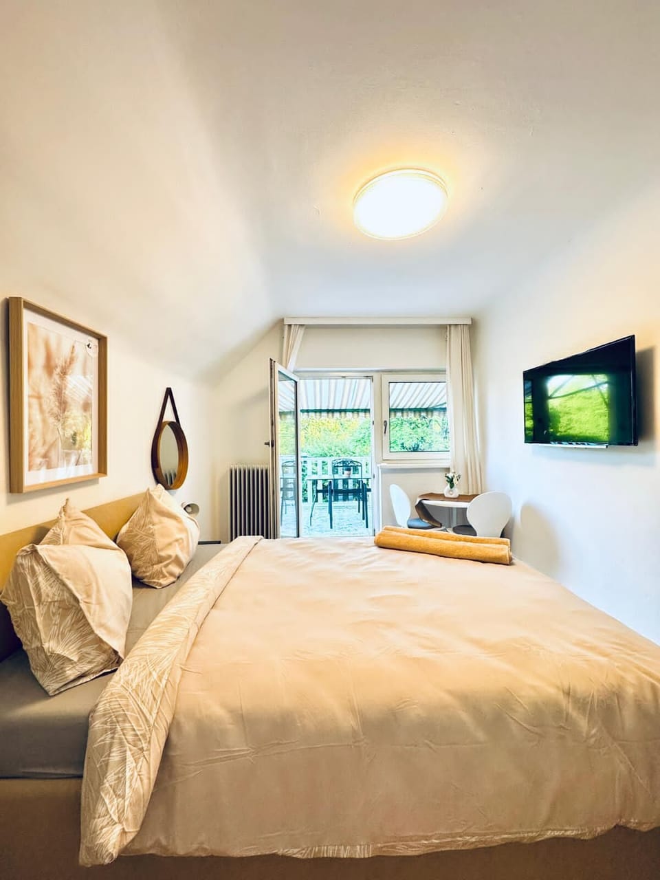 Basic Room | Iron/ironing board, free WiFi