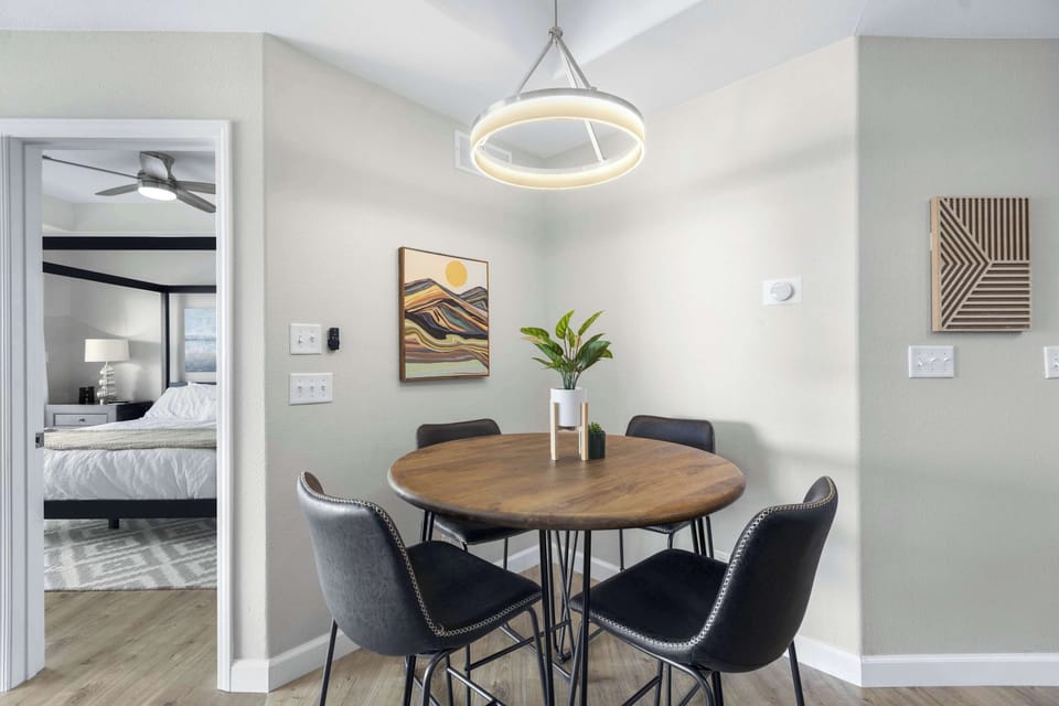 Condo, Multiple Beds, Balcony (Emerald Bay Oasis) | Dining