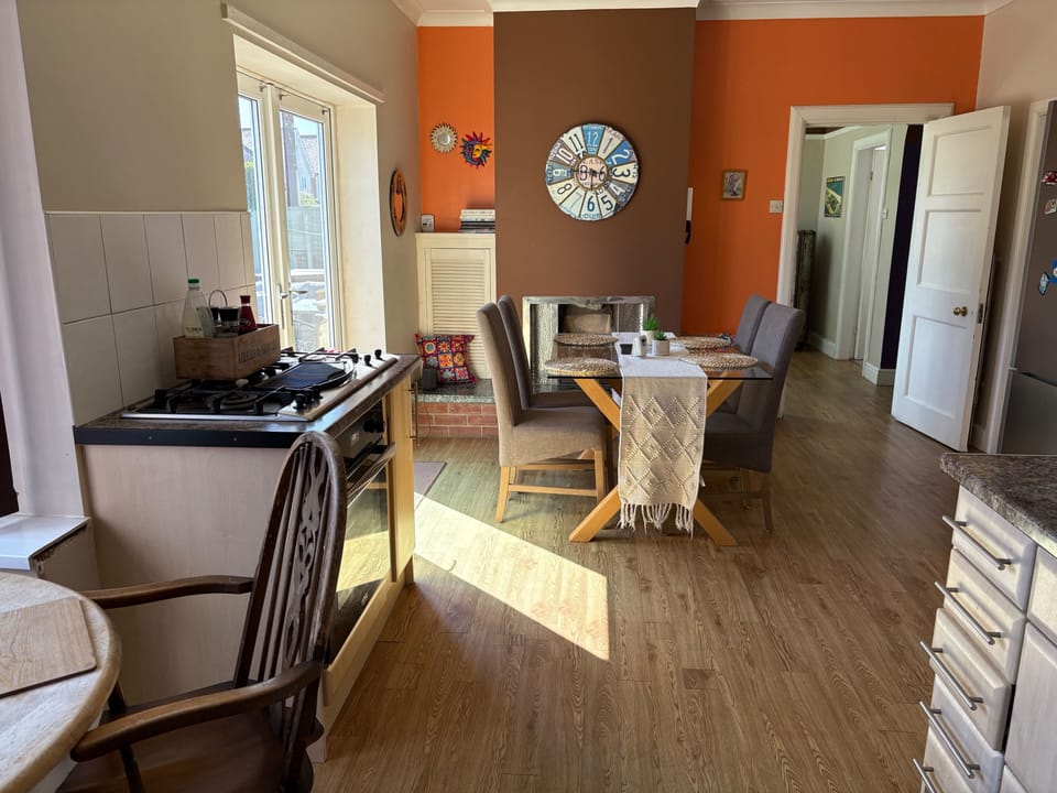 House | Dining