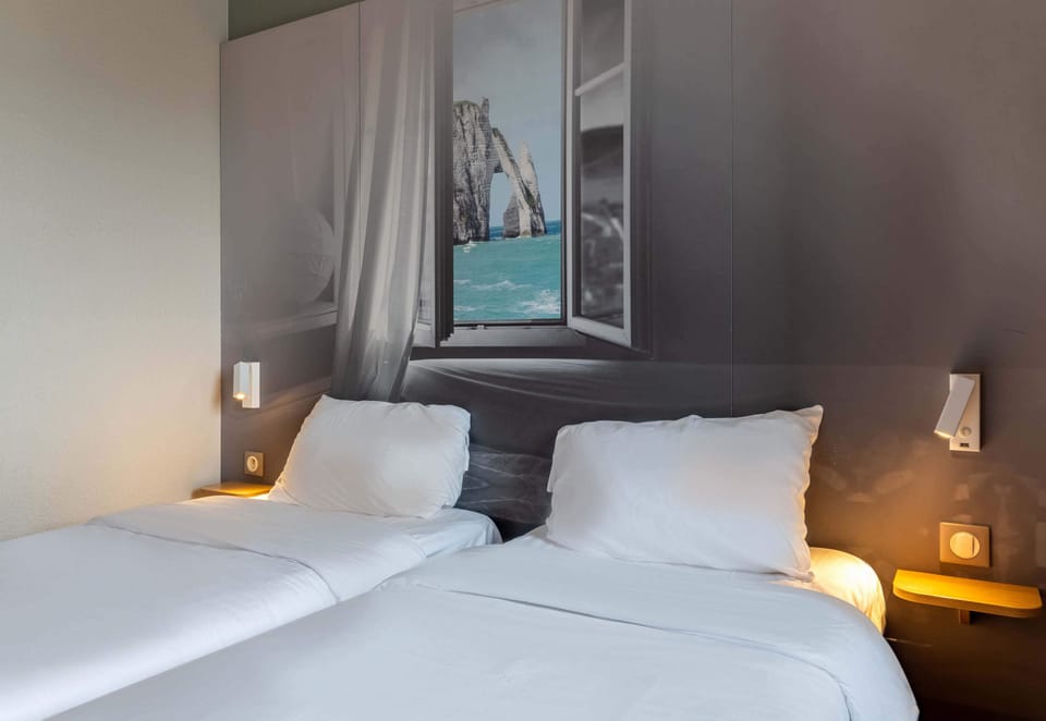 Twin Room, Non Smoking | Premium bedding, desk, soundproofing, free cribs/infant beds