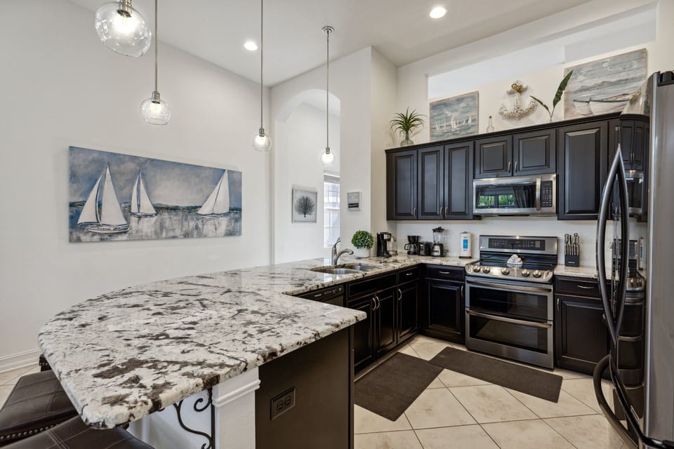 Villa (3 Bedrooms) | Private kitchen | Fridge, microwave, oven, stovetop