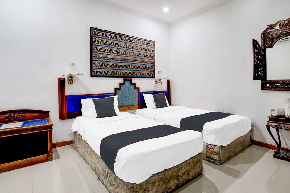 Deluxe Twin Room | Desk, free WiFi, bed sheets