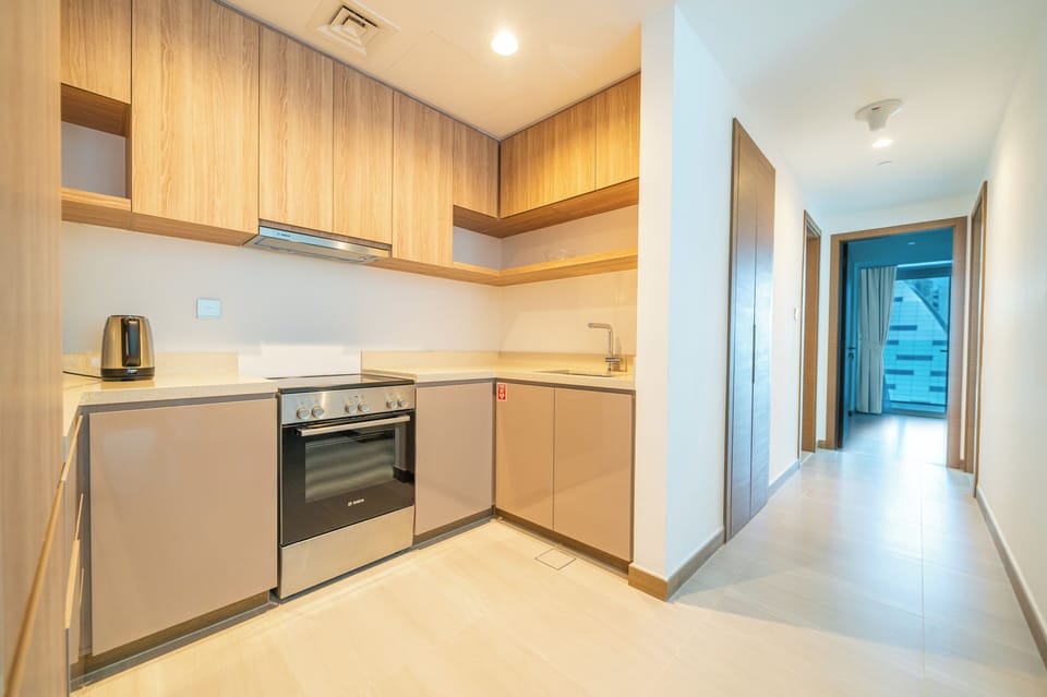 Apartment, Balcony, Lake View | Private kitchen | Espresso maker, electric kettle
