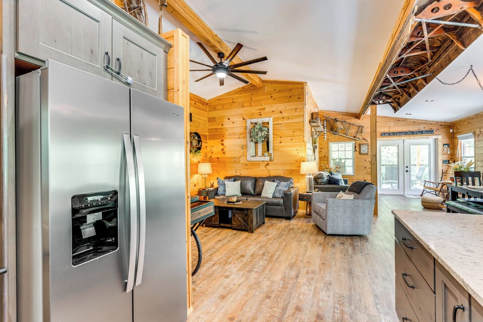 House (2 Bedrooms) | Interior