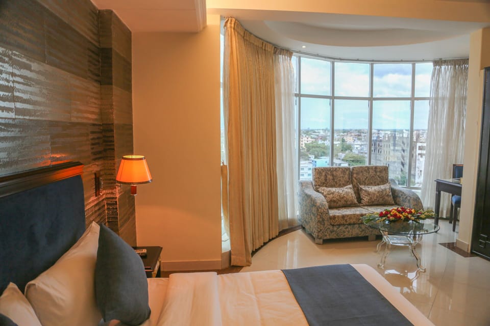 1 bedroom, in-room safe, desk, soundproofing