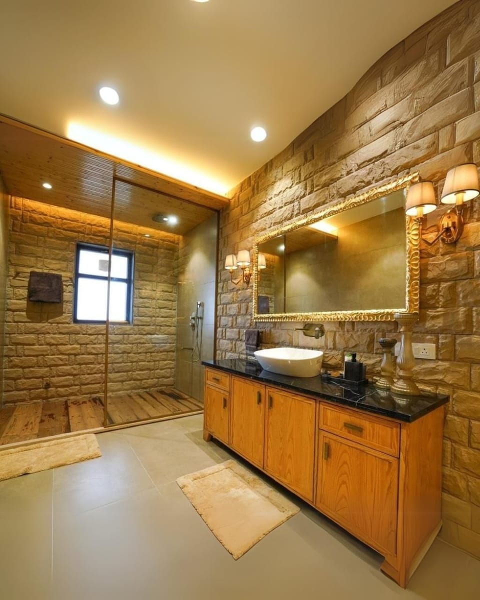 Luxury Suite, Hill View | Bathroom | Towels