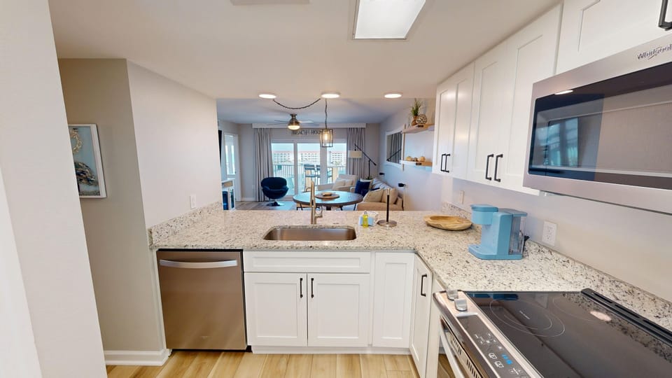 Condo, 2 Bedrooms | Private kitchen | Coffee/tea maker, fridge, oven, toaster
