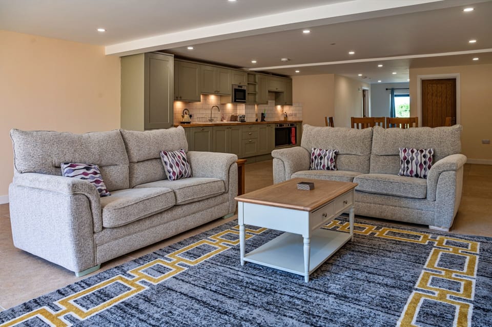 Cottage | Living area