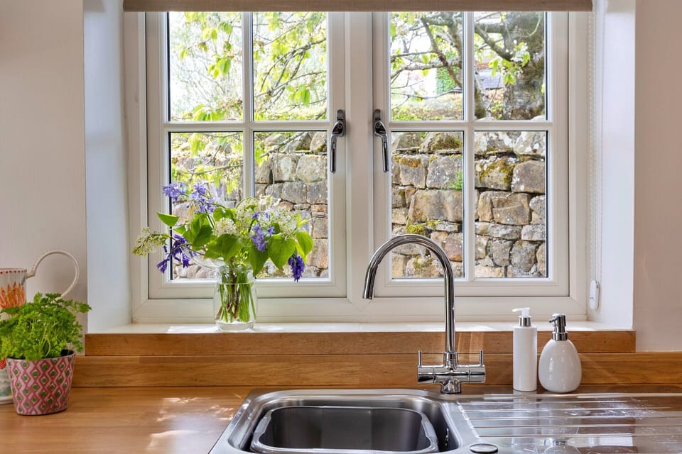 Cottage | Private kitchen | Highchair