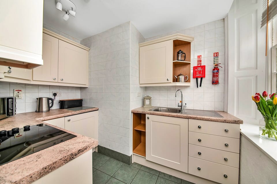 Apartment | Private kitchen | Highchair