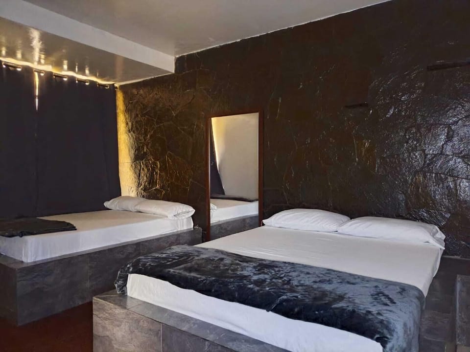 Comfort Twin Room | Desk, laptop workspace, free WiFi