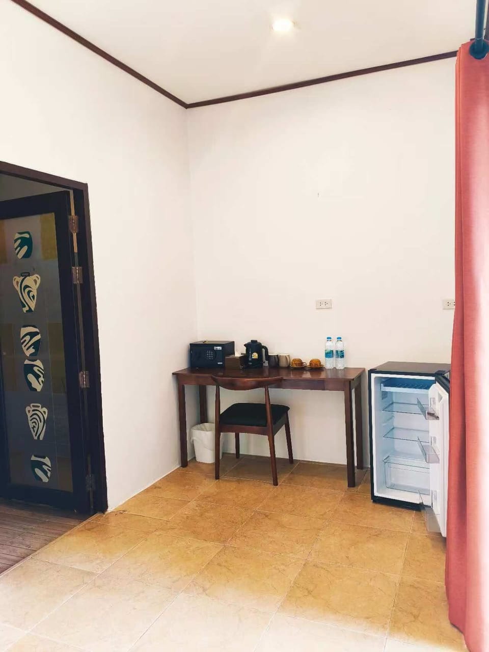 Deluxe Double Room, Pool View | In-room safe, desk, blackout drapes, free WiFi