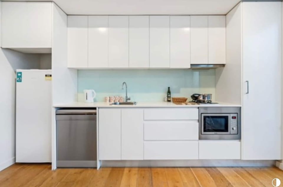 House | 1 bedroom, soundproofing