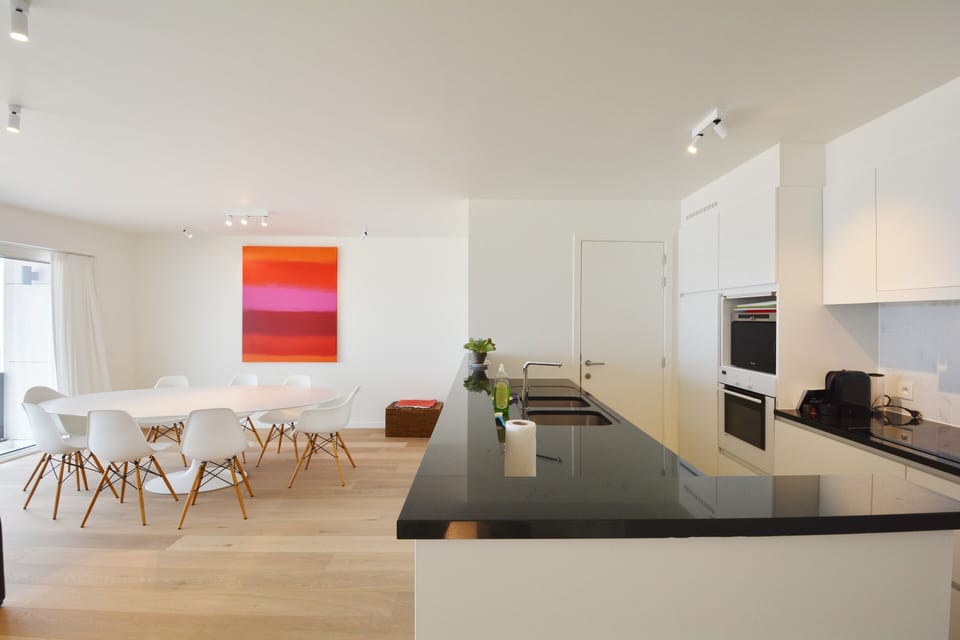 Apartment | Dining