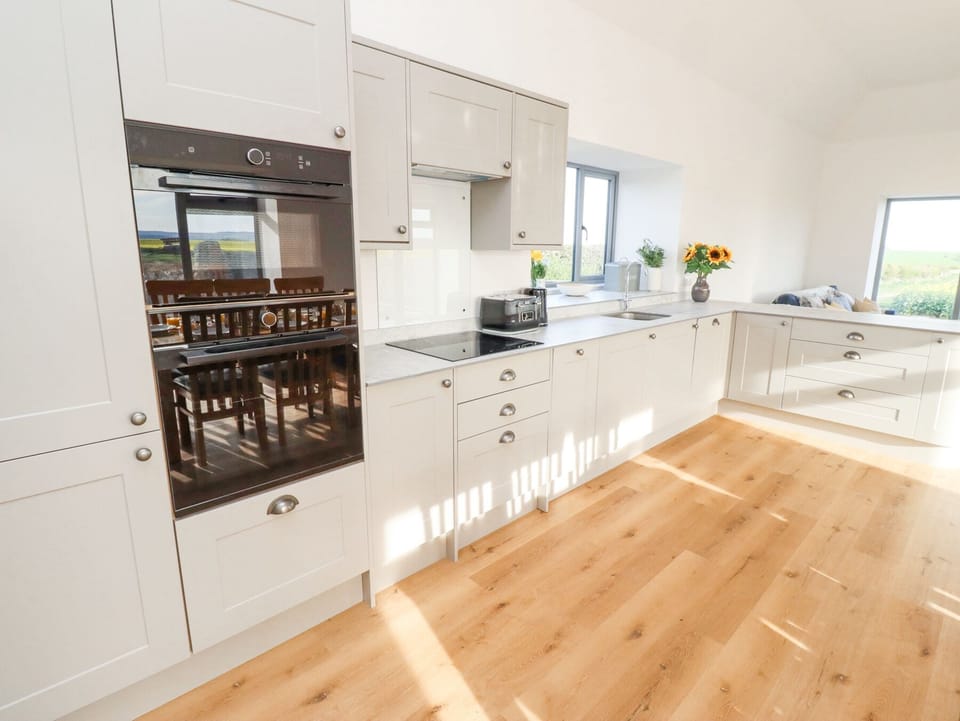 Fridge, microwave, dishwasher, toaster