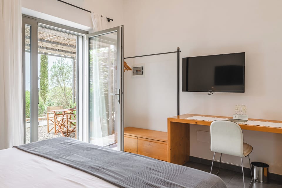 Standard Double or Twin Room, Hill View | Blackout drapes, soundproofing, free WiFi, bed sheets