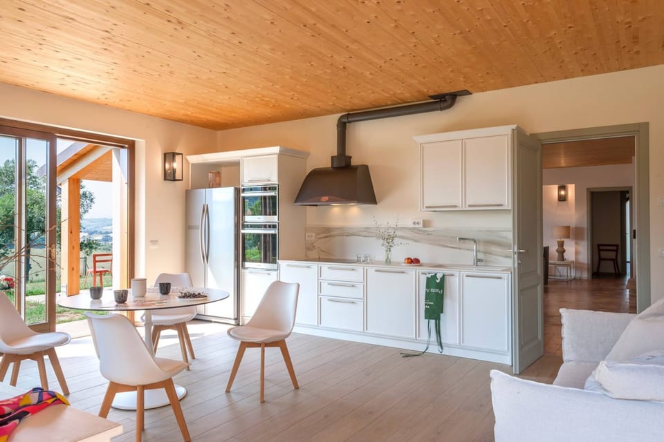 House, Smoking | 6 bedrooms