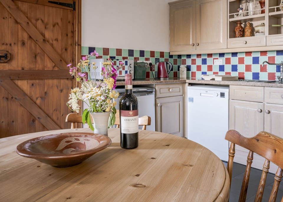 Cottage | Interior