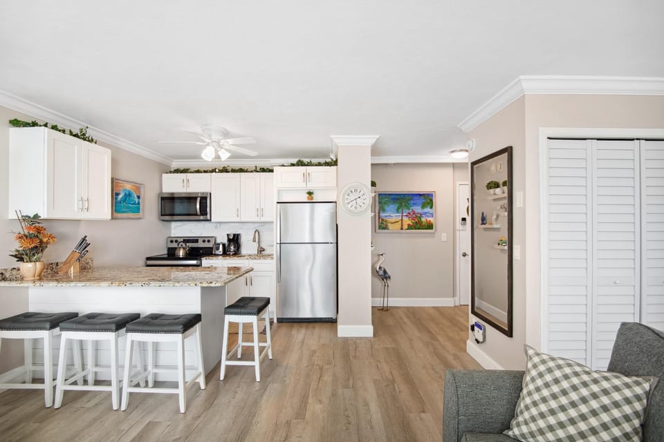 Condo, 1 King Bed with Sofa bed (Estero Beach & Tennis 207-A) | Private kitchen | Oven, toaster