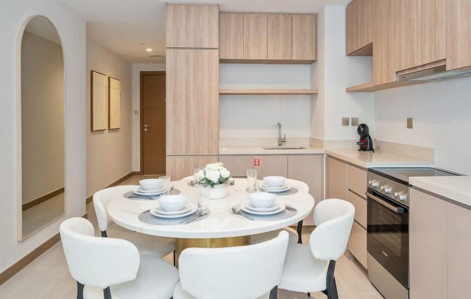 Apartment, Balcony, Canal View | In-room dining
