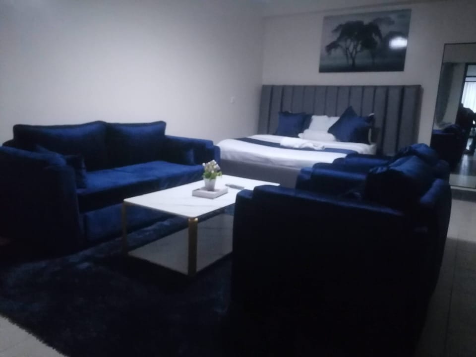 Executive Double Room, City View | Free WiFi, bed sheets