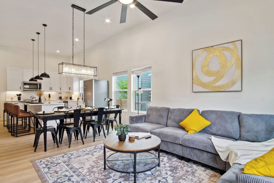 Apartment (3 Bedrooms) | Living area | 50-inch TV with digital channels