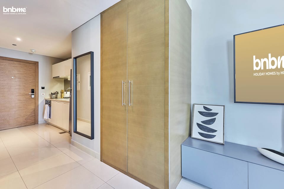 Superior Studio, City View | Premium bedding, in-room safe, blackout drapes, iron/ironing board