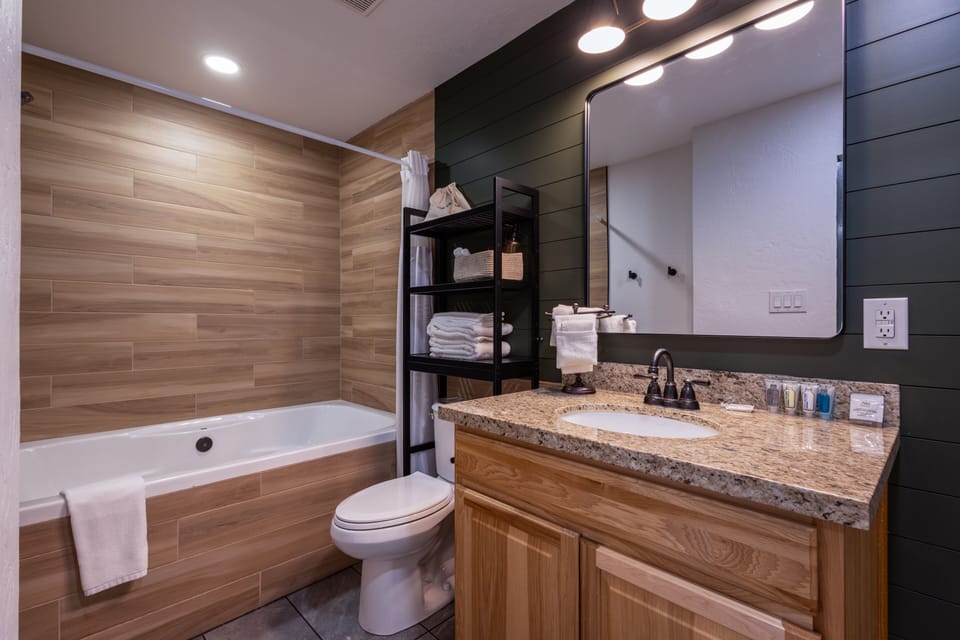 Towels, soap, shampoo, toilet paper