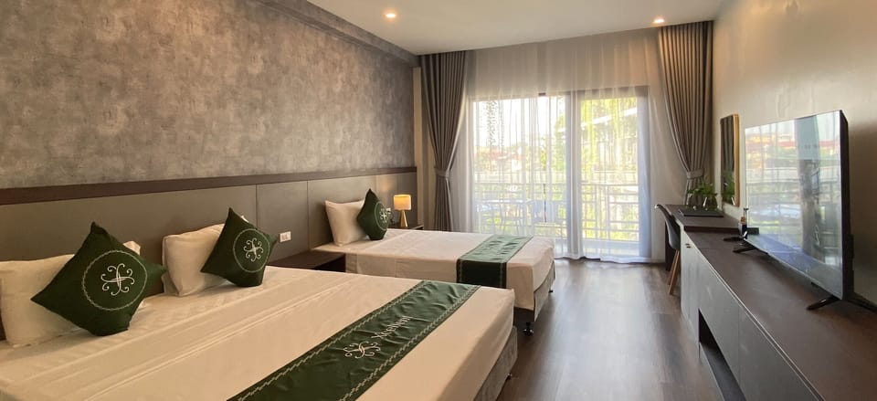 Family Triple Room, Pool View | Egyptian cotton sheets, premium bedding, free minibar items