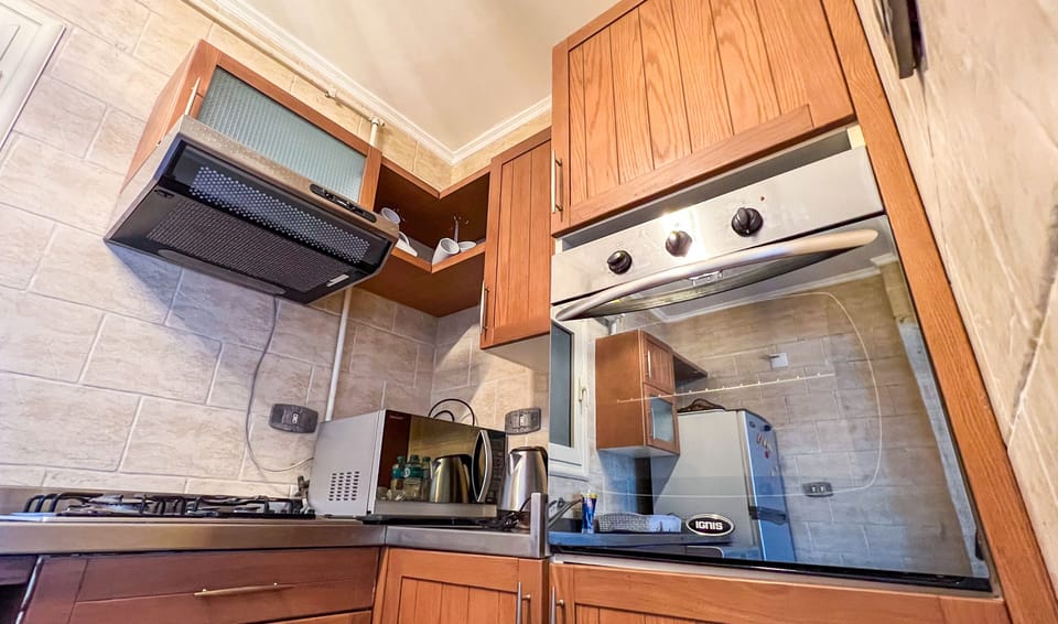 Standard Apartment, 2 Bedrooms, Sea View | Private kitchen