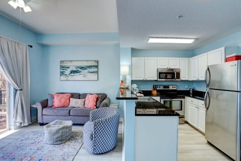 Condo, 1 King Bed with Sofa bed (Madeira Bay Resort II - 309) | Interior