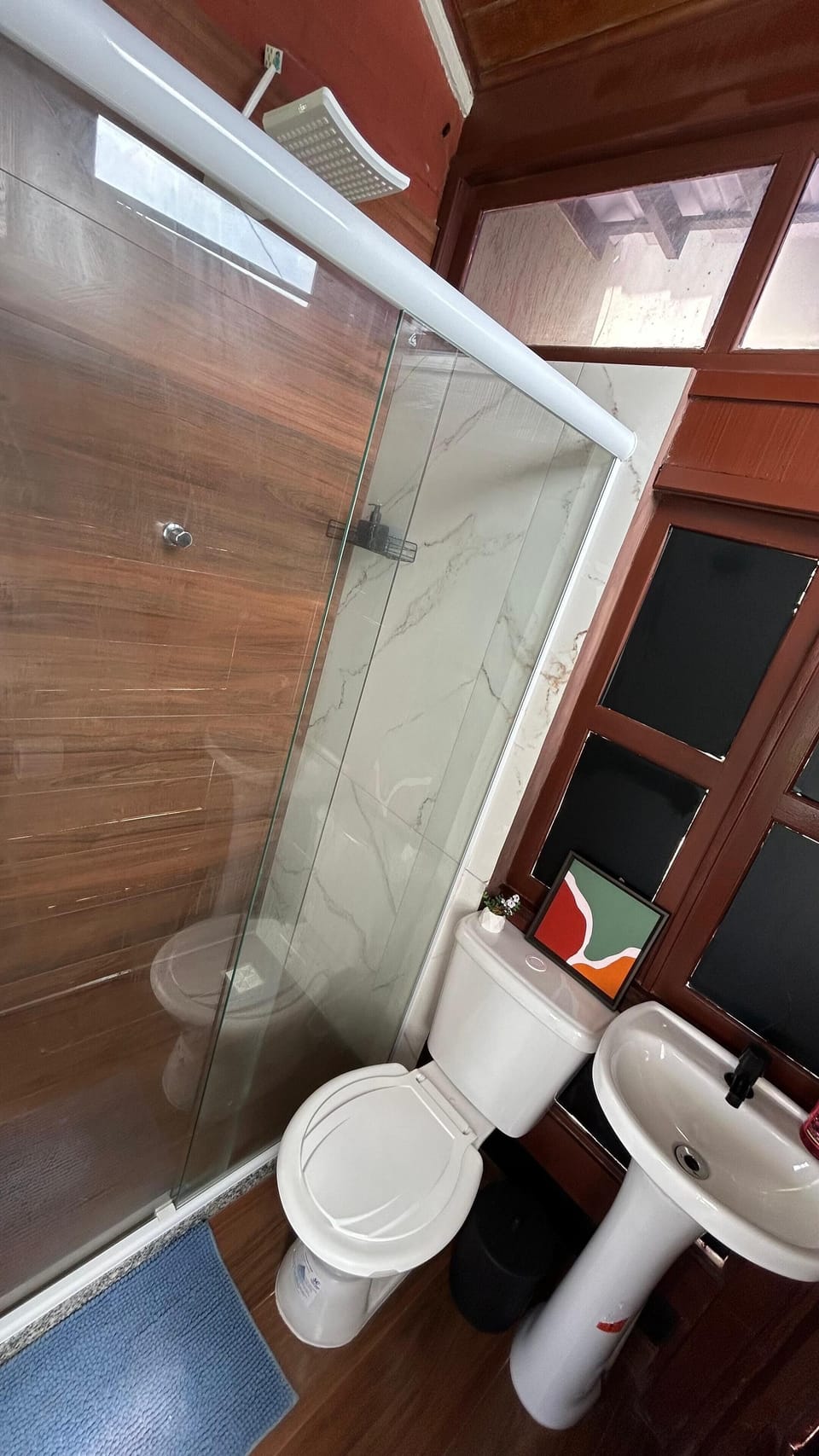 Superior Suite, Partial Sea View | Iron/ironing board (on request), WiFi (free), bed sheets