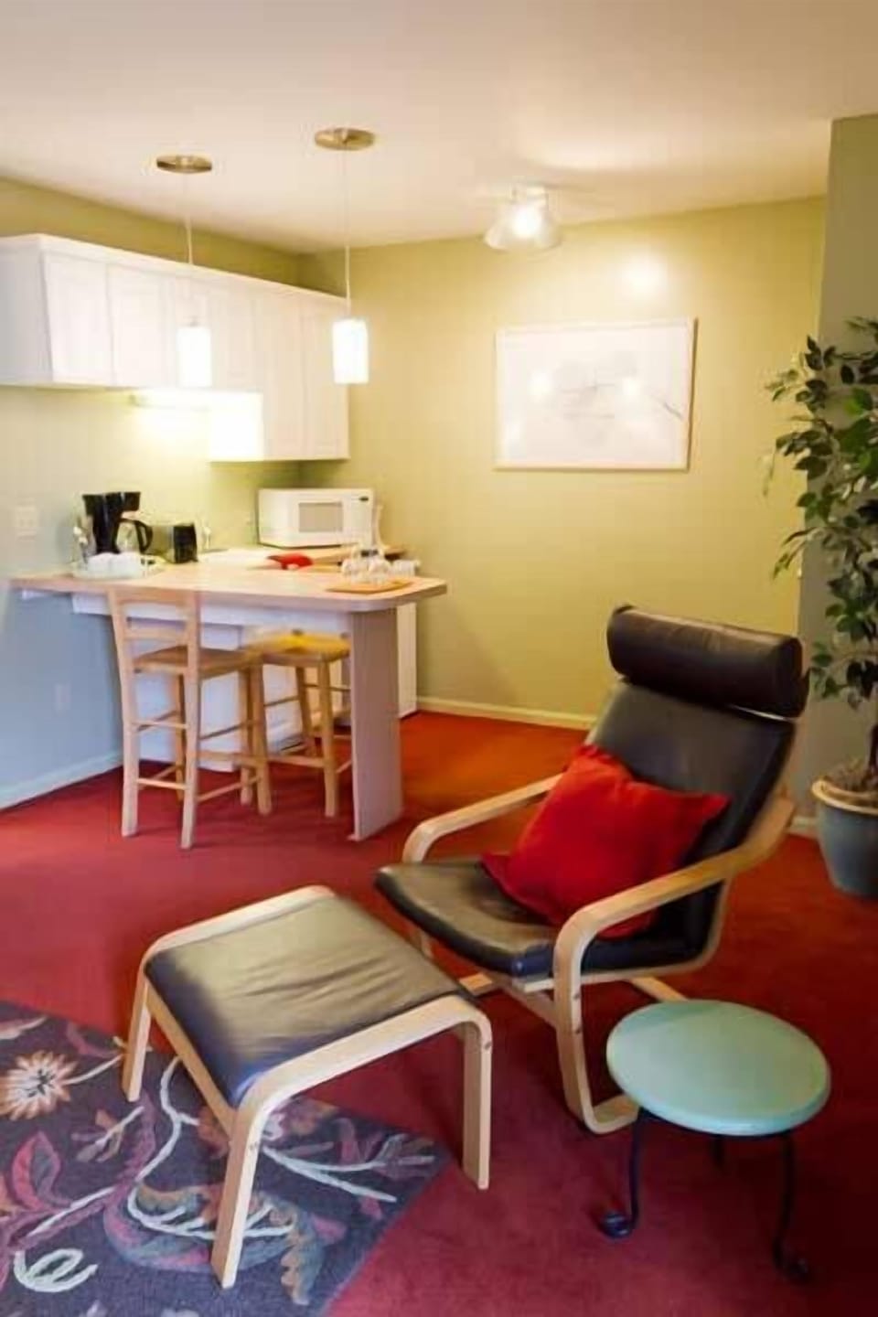 Suite, Non Smoking (Garden) | Premium bedding, soundproofing, free WiFi, bed sheets
